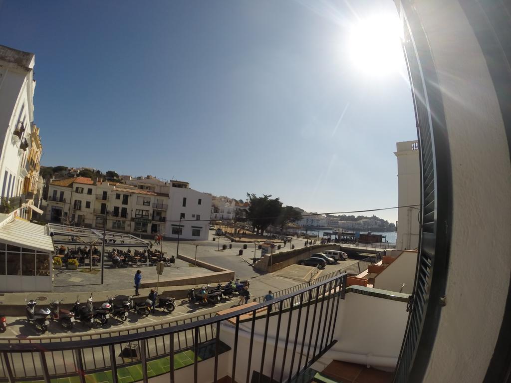 Hostal Marina Кадакес Стая снимка
